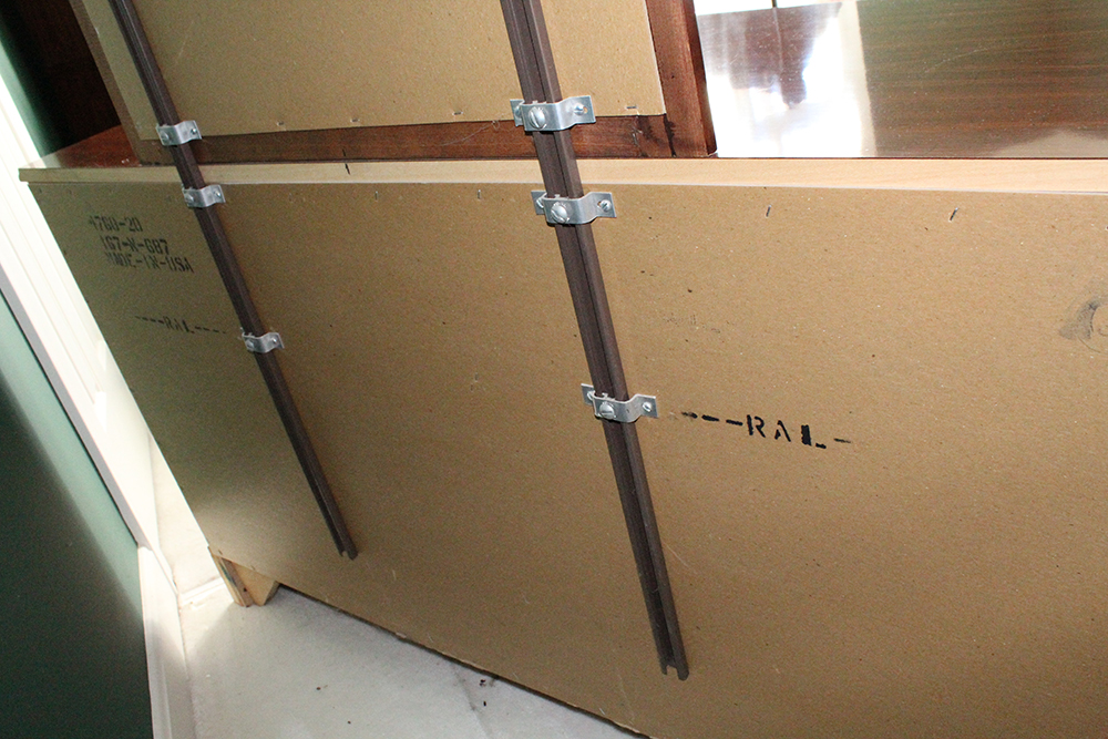 Broyhill Cherry American Traditional Dresser with Attached Mirror