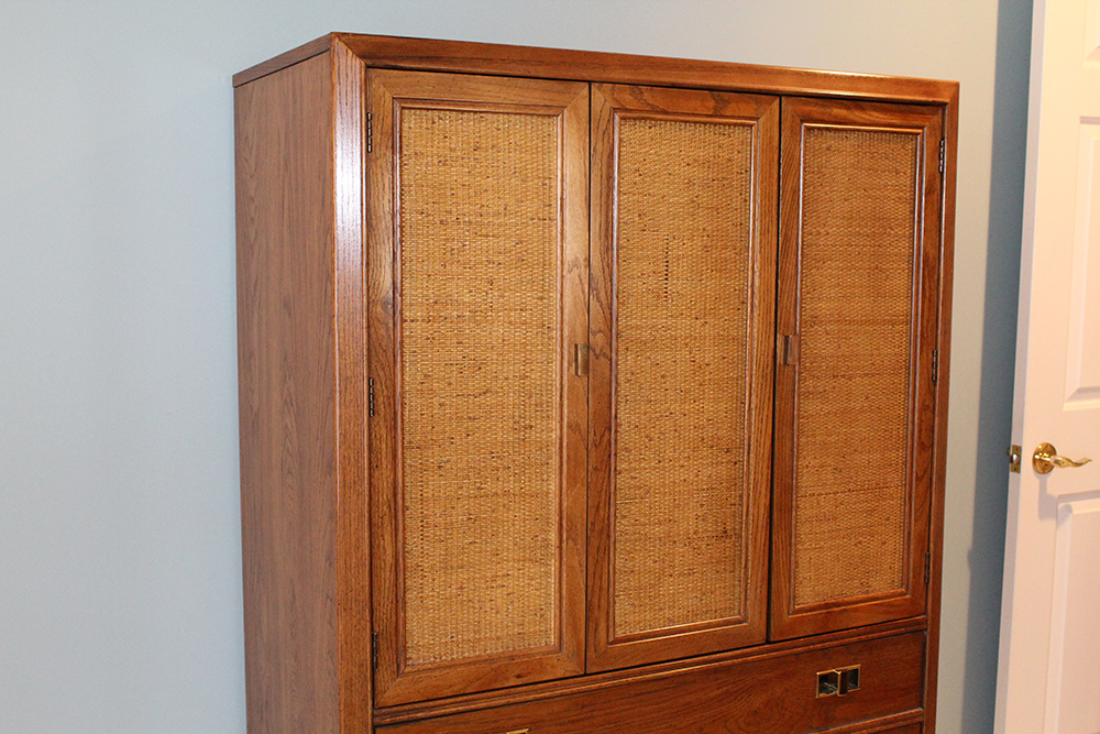 Mid Century Oak Chest of Drawers with Rattan Panels