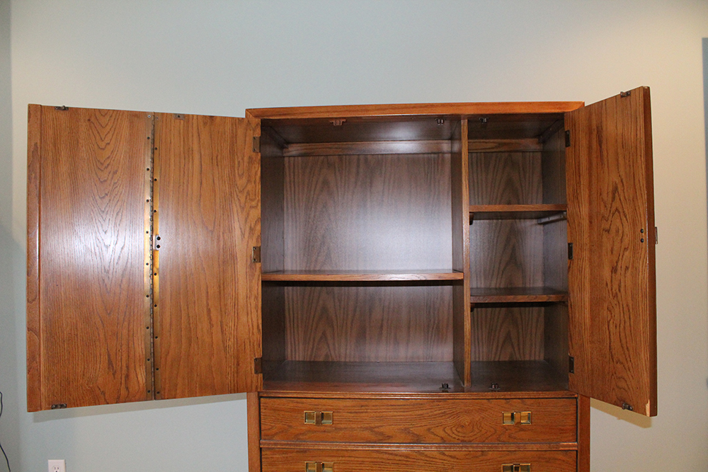 Mid Century Oak Chest of Drawers with Rattan Panels