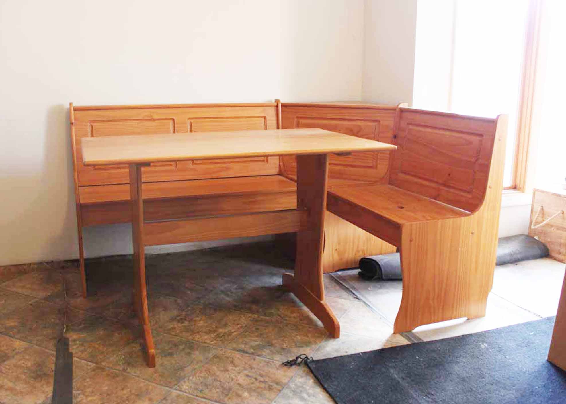 Vanderwall Three Piece Corner Breakfast Nook