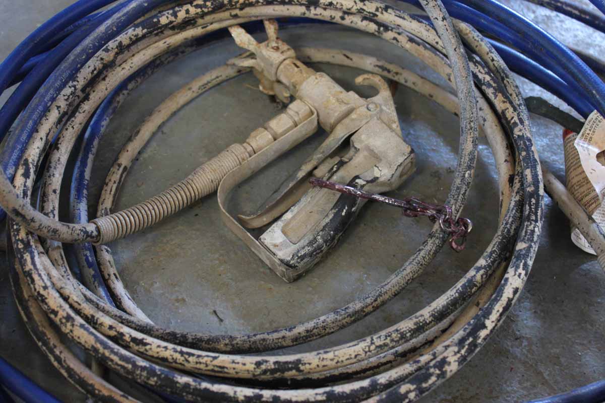 Campbell Hausfeld Airless Paint Sprayer