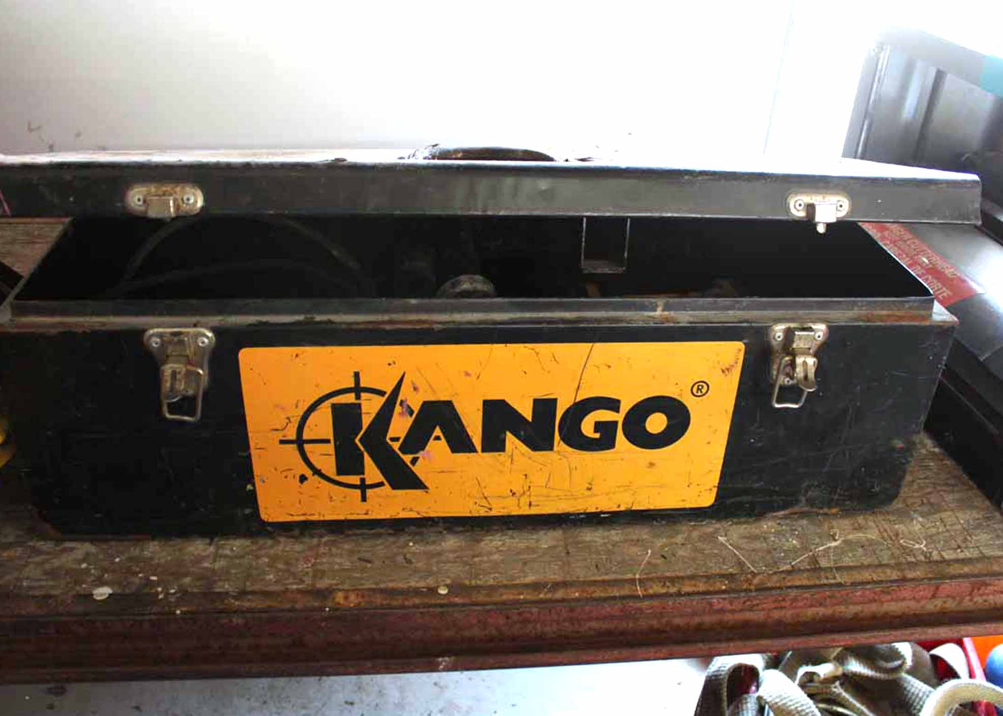 Kango Tile Lifter