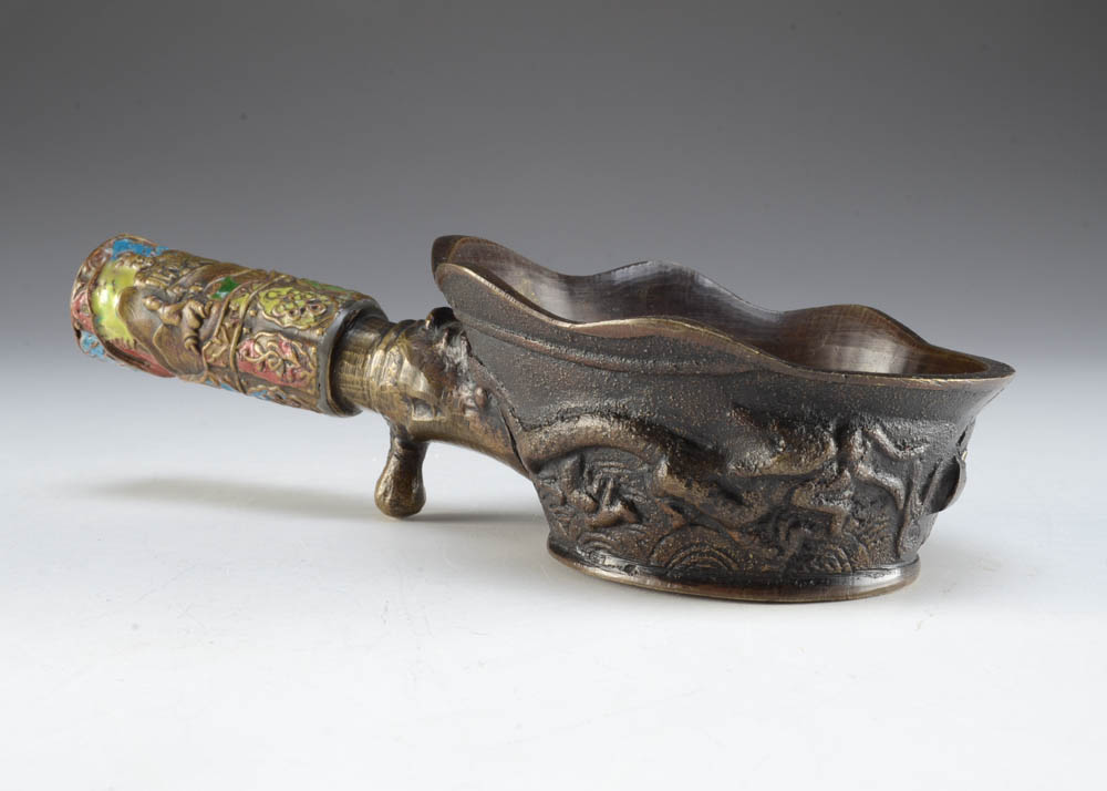 Cast Iron Dragon Melting Pot