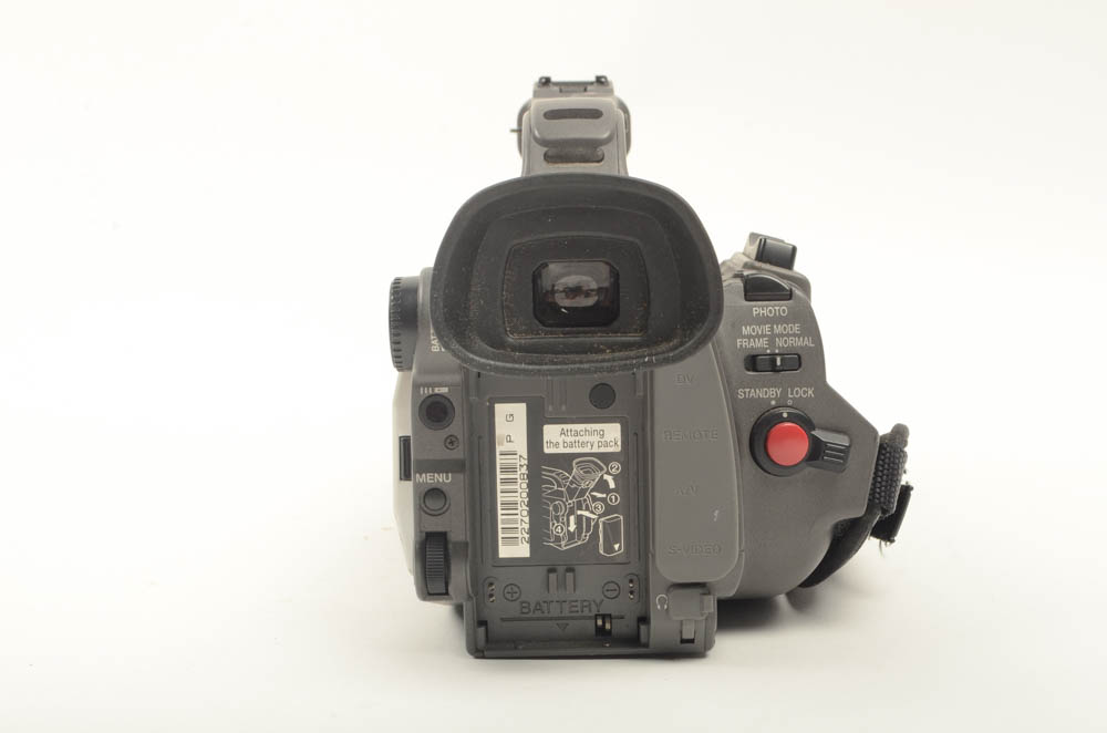 Canon MiniDV Digital Video Camcorder DM-GL1