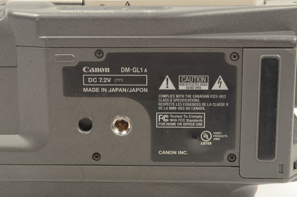 Canon MiniDV Digital Video Camcorder DM-GL1