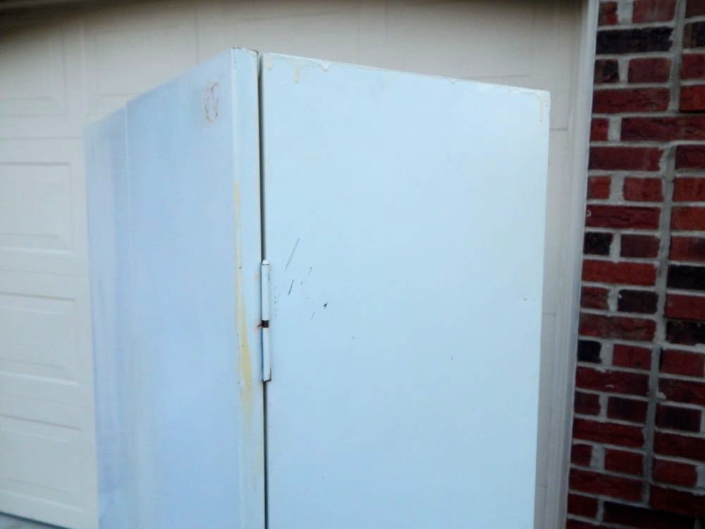 Vintage White Metal Cabinet