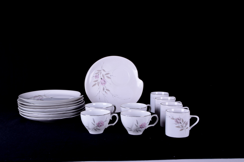 Eight Piece Vintage Rose Patterned Snack Set