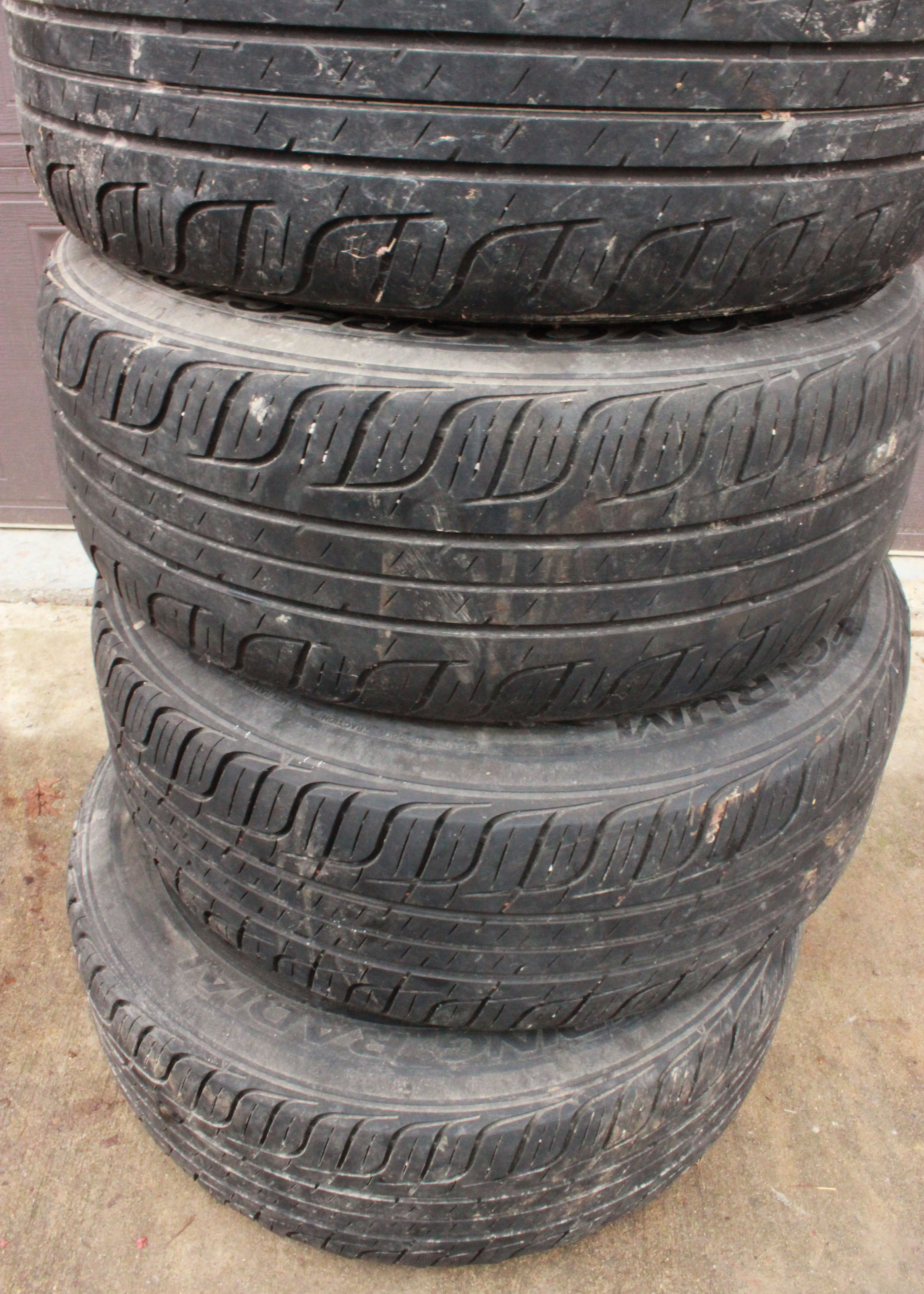 Set of Toyo Sectrum Touring Radial Car Tires