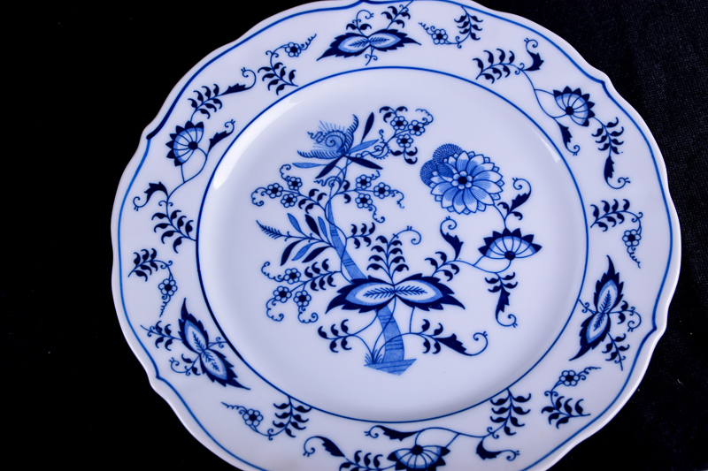 Assorted Dinner Plates and Bowls