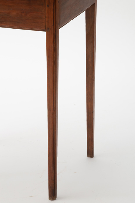 Early Southern Yellow Pine Table