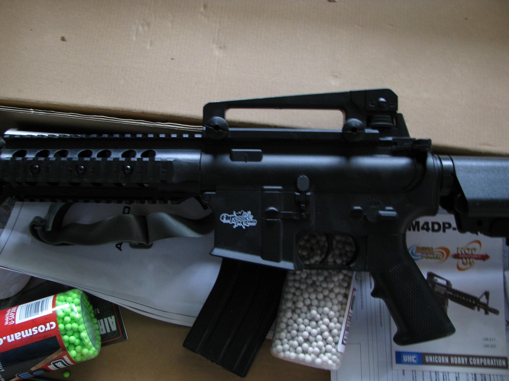 Dual Power Airsoft UM-237 Pellet Gun