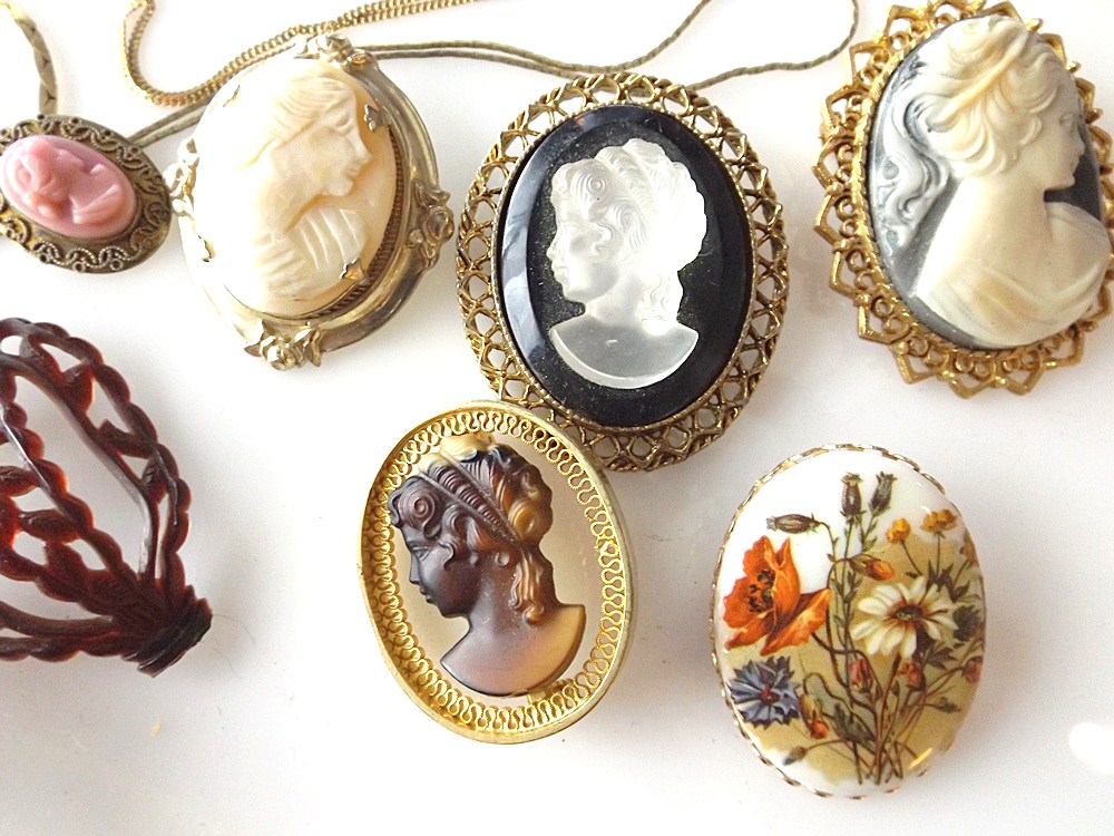 Vintage Costume Jewelry with Cameos, Bracelet