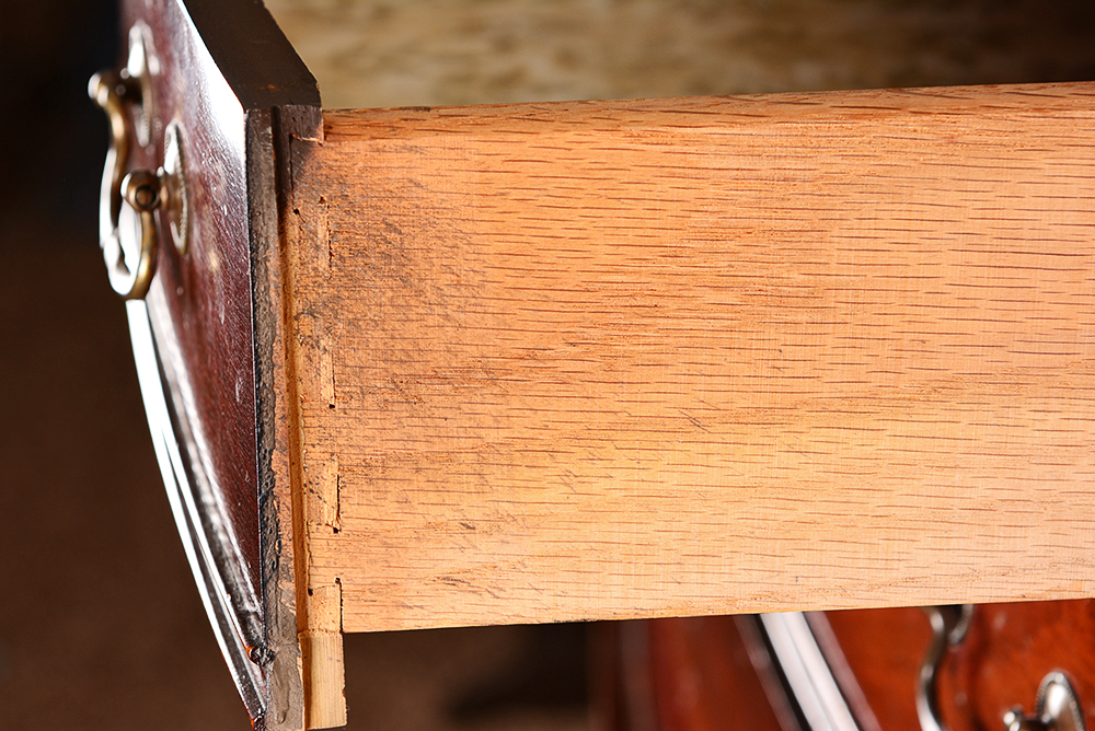 Mahogany Bow Front Chest On Chest