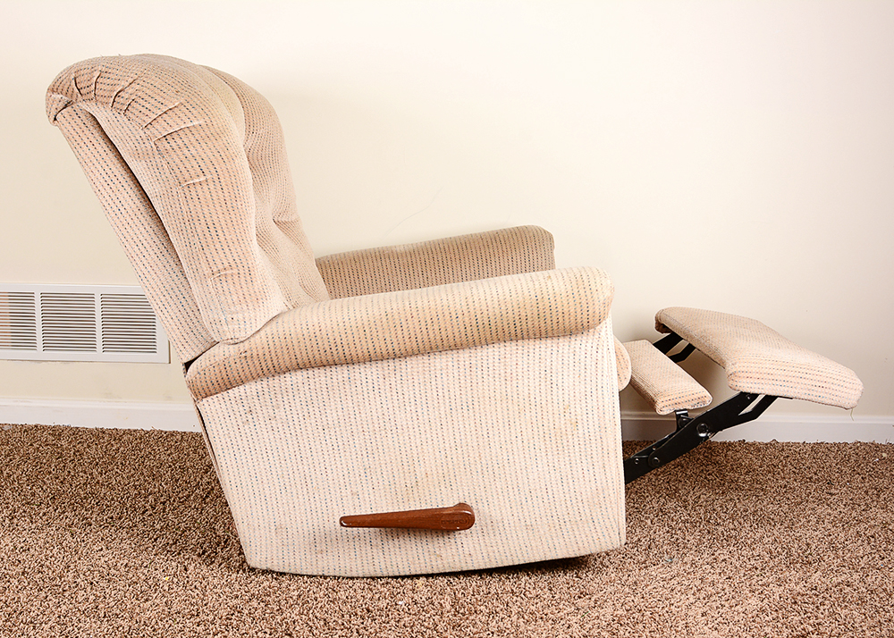 Beige Tufted Back Recliner