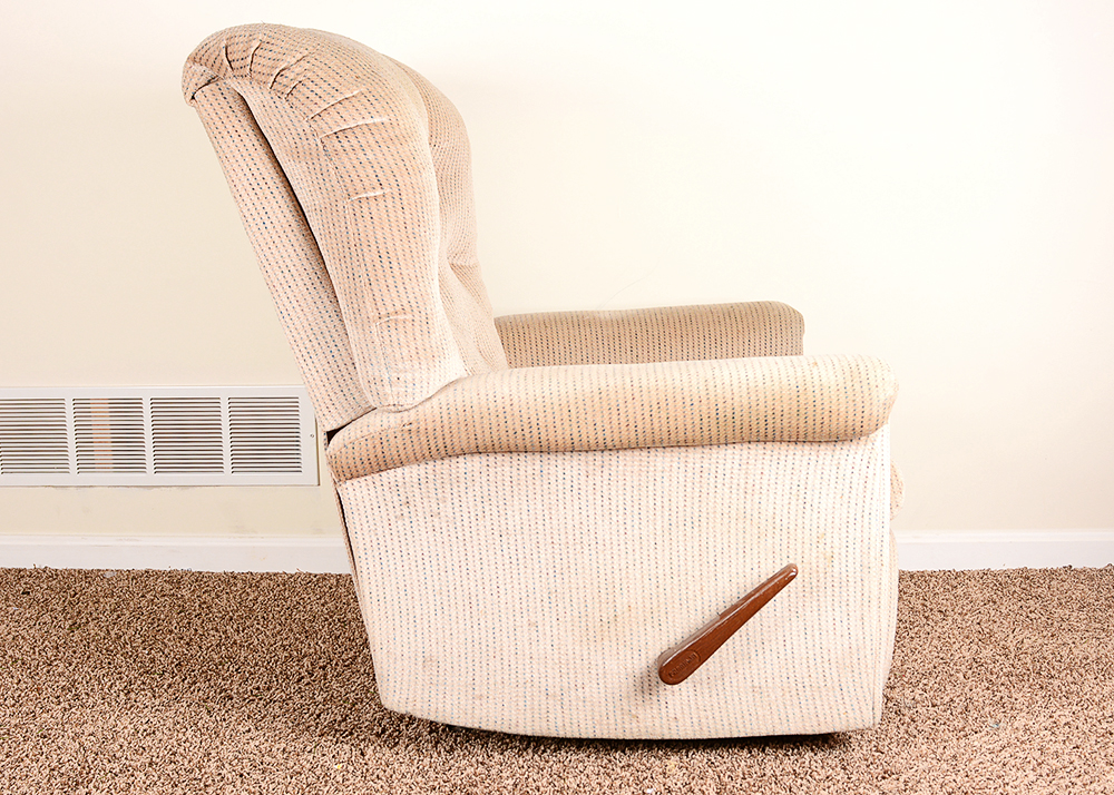 Beige Tufted Back Recliner