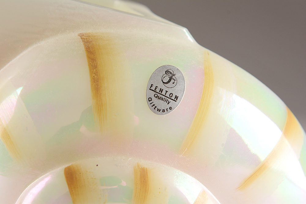 Limited Edition Fenton Art Glass Nautilus Vase