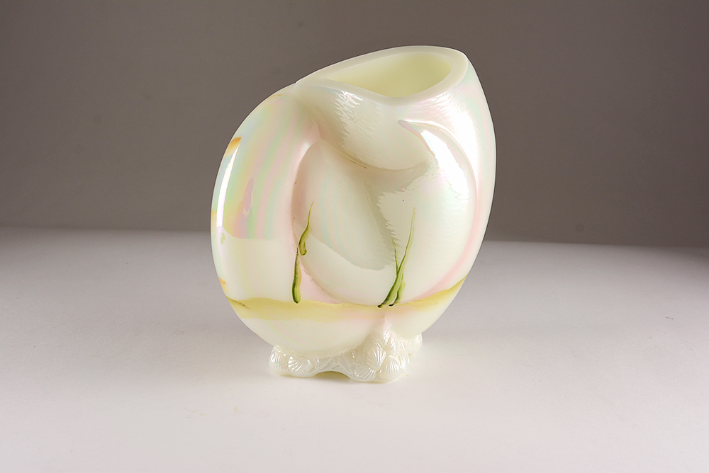 Limited Edition Fenton Art Glass Nautilus Vase