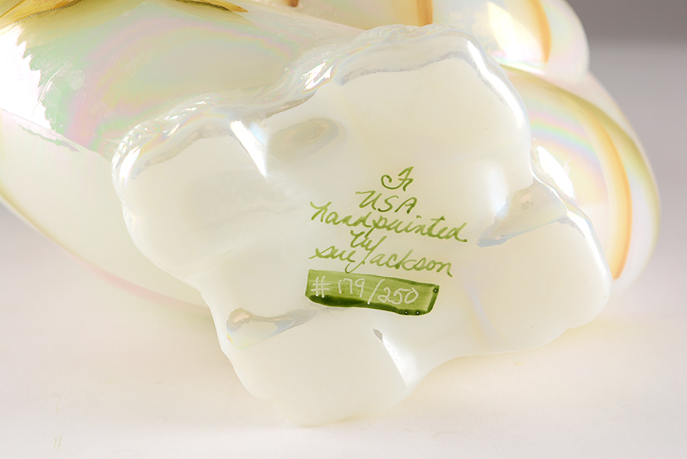 Limited Edition Fenton Art Glass Nautilus Vase