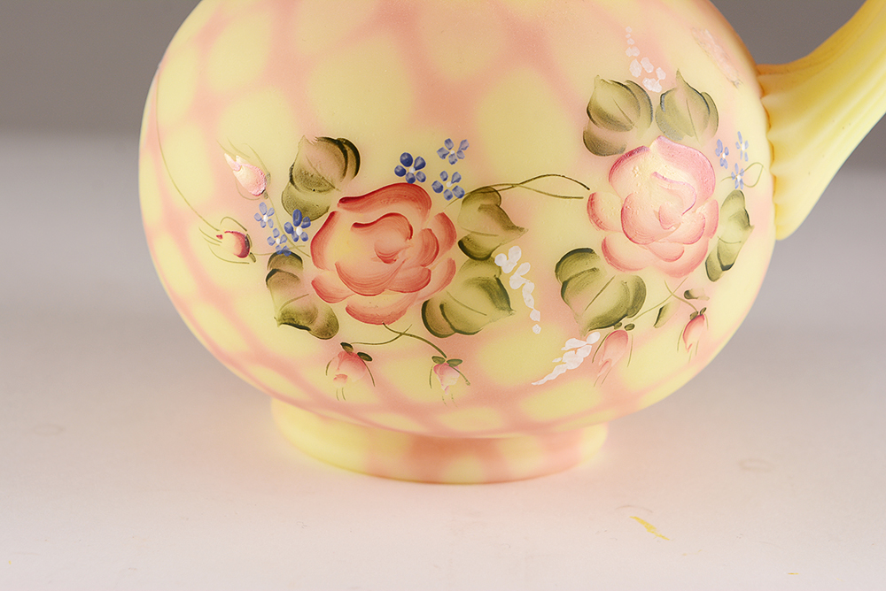 Burmese Diamond Optic Fenton Art Glass Vase