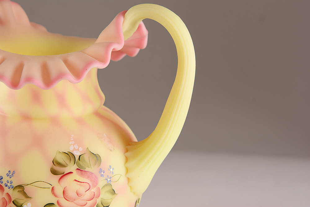 Burmese Diamond Optic Fenton Art Glass Vase