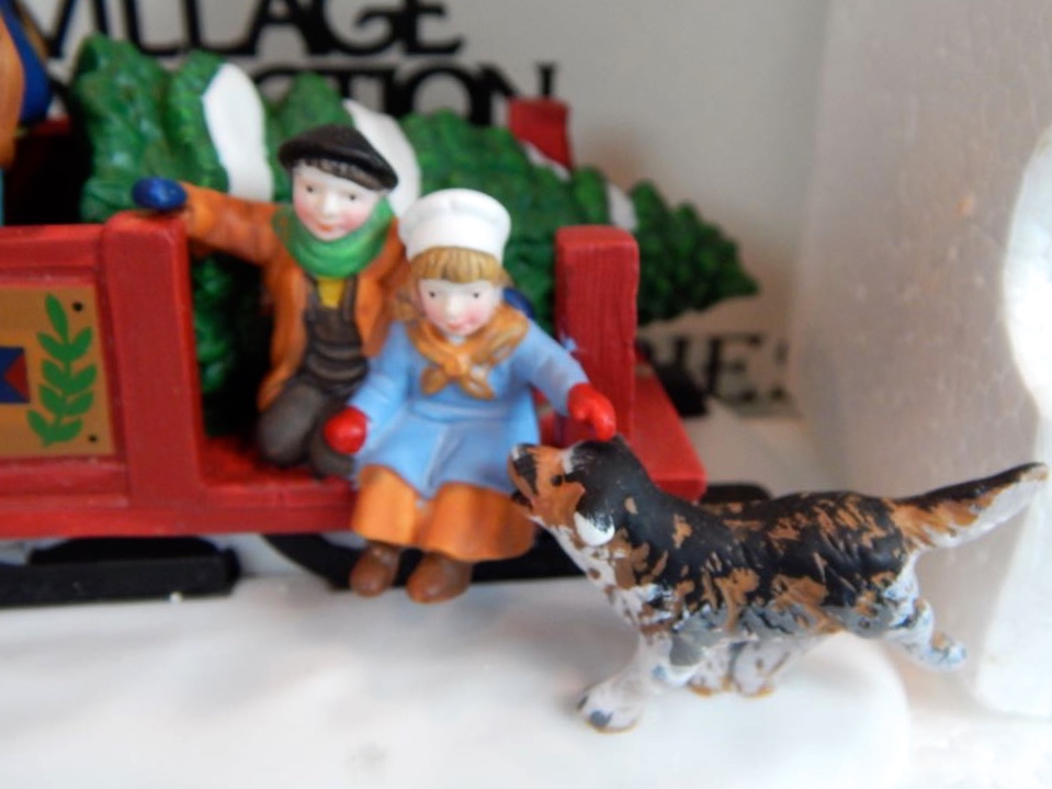 Department 56 North Pole & Alpine Village Collection