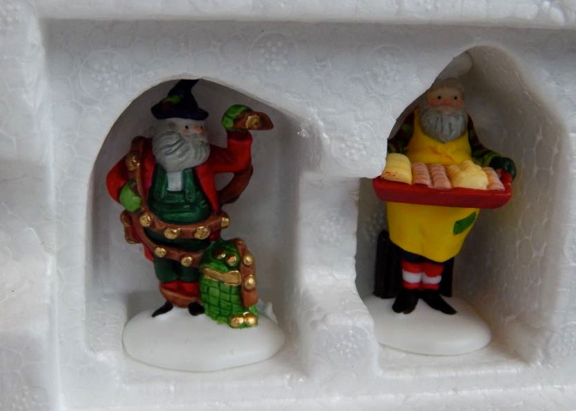 Department 56 North Pole & Alpine Village Collection