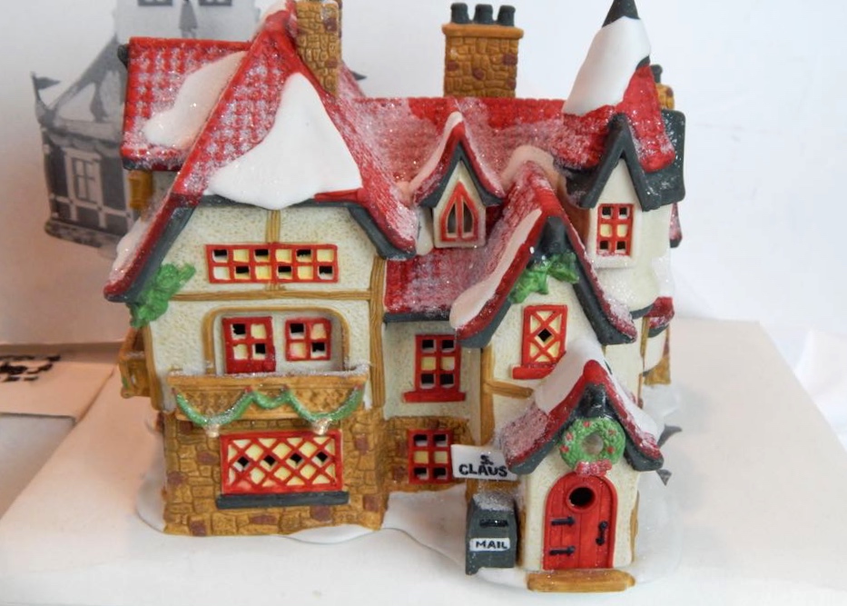 Department 56 North Pole & Alpine Village Collection