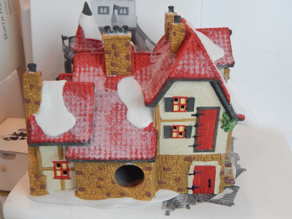Department 56 North Pole & Alpine Village Collection