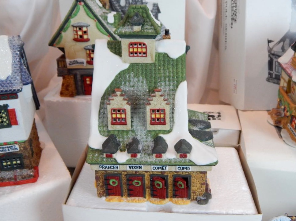 Department 56 North Pole & Alpine Village Collection