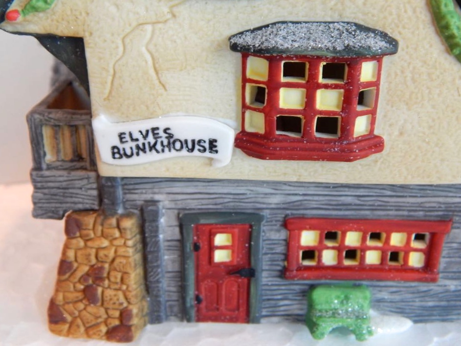 Department 56 North Pole & Alpine Village Collection