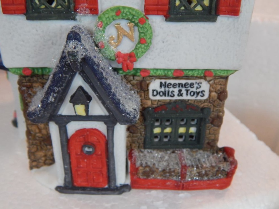 Department 56 North Pole & Alpine Village Collection