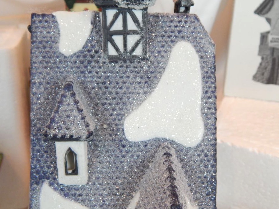 Department 56 North Pole & Alpine Village Collection