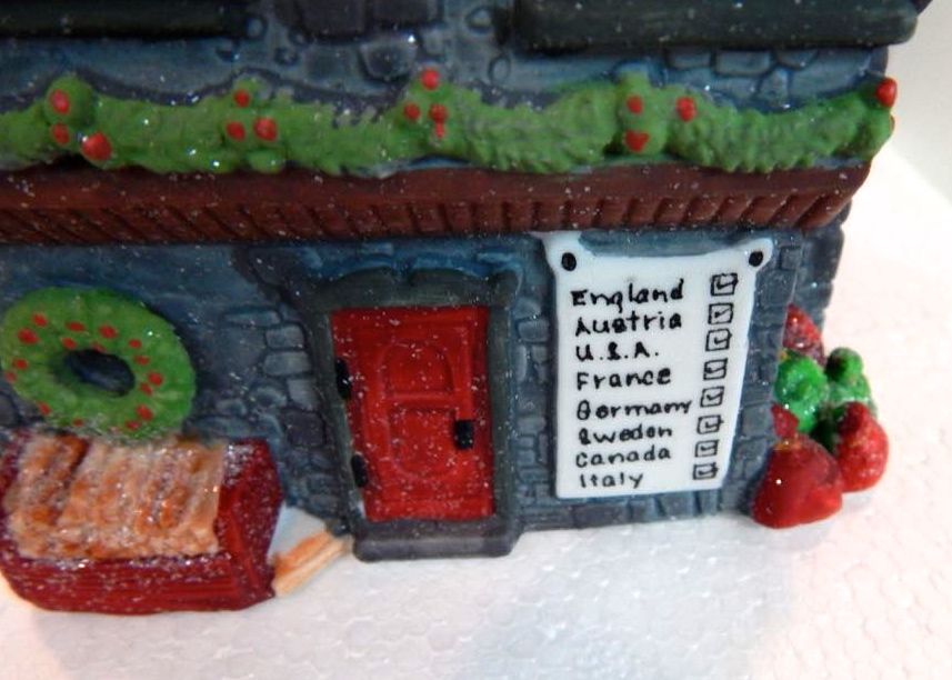 Department 56 North Pole & Alpine Village Collection