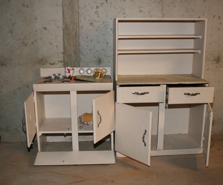 Vintage Kitchen Child's Set