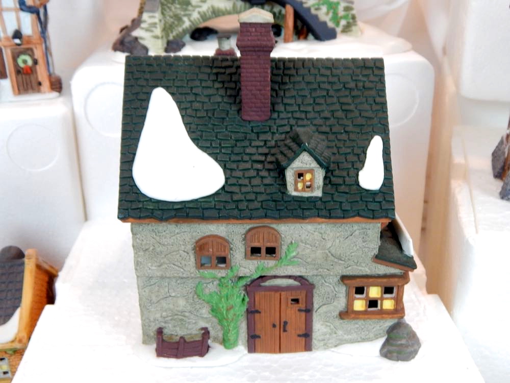 Dickens' Village Merchants