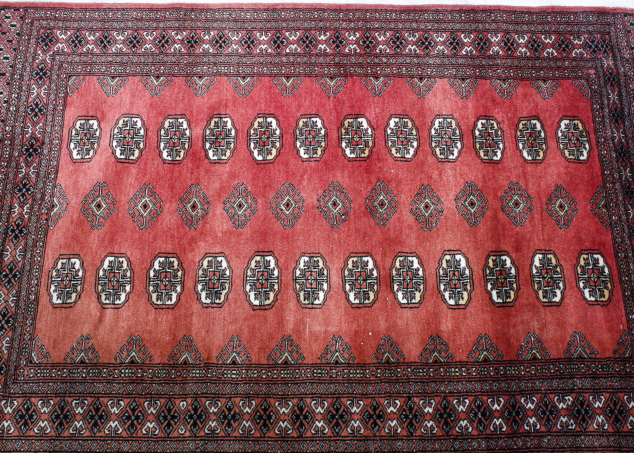 Hand Knotted Pakistani Bokhara Rug