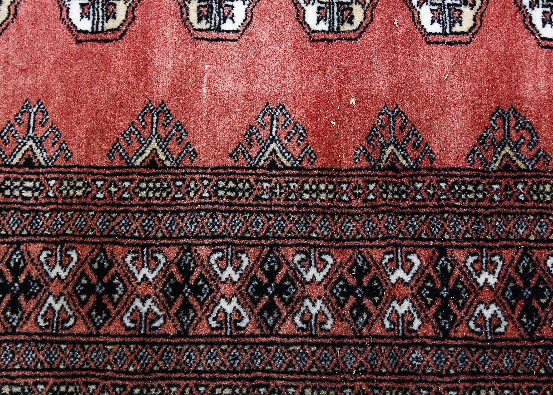 Hand Knotted Pakistani Bokhara Rug