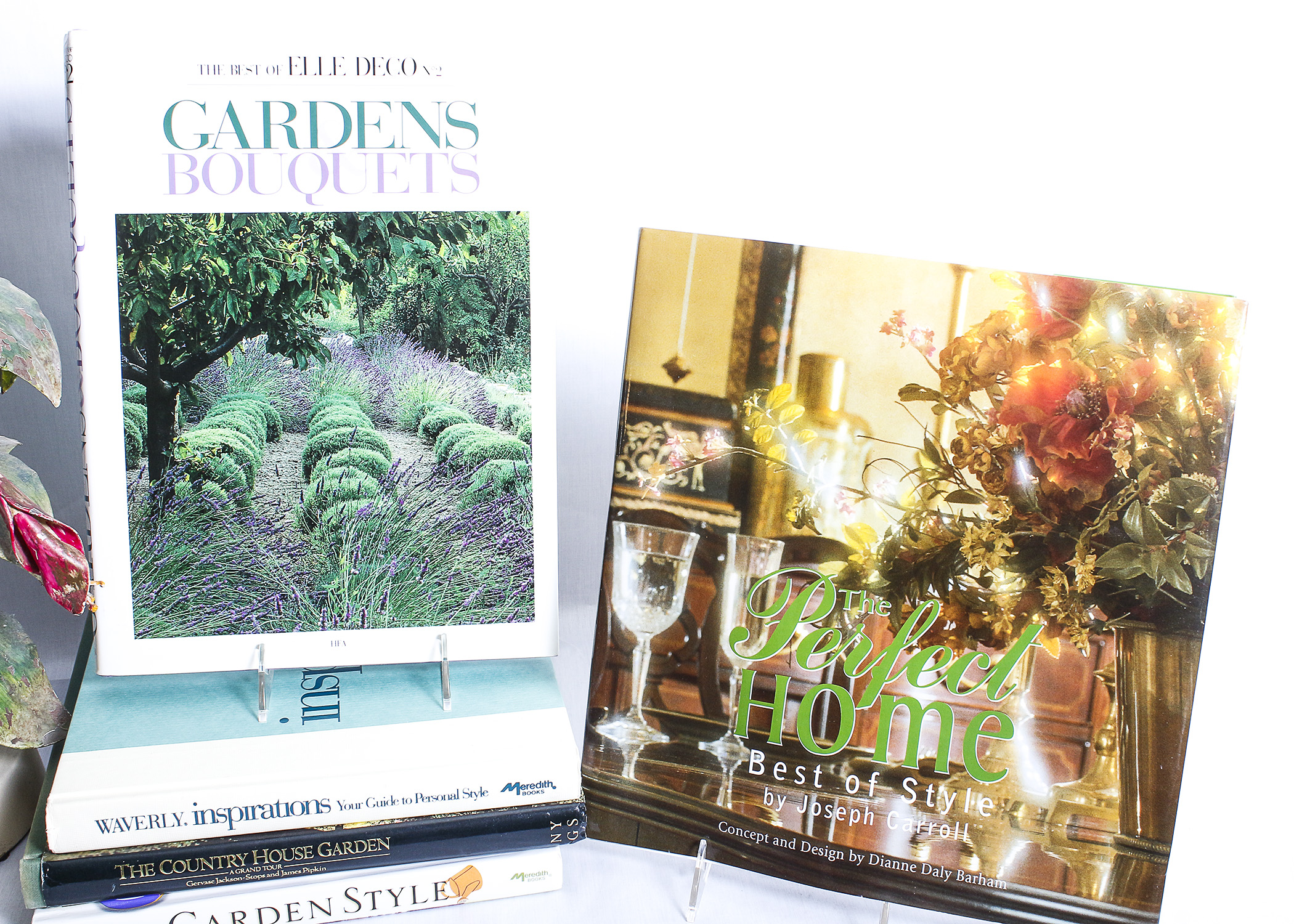 Metal Table Lamp with Gardening and Decor Books