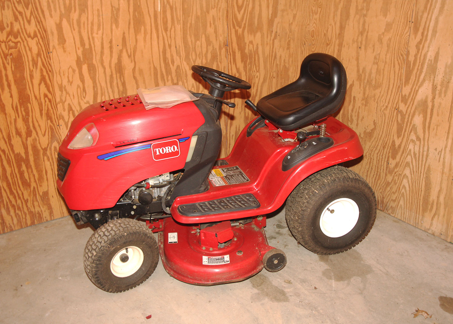 Toro Riding Lawn Mower