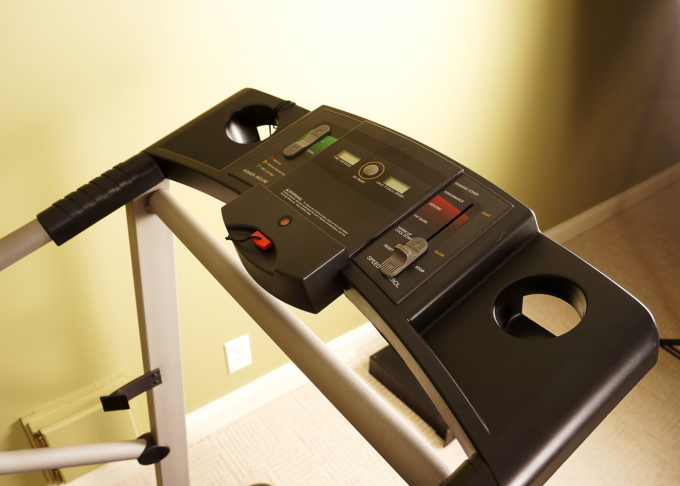Pro Form 390 PI Power Incline Treadmill