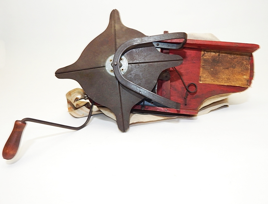 1925 Cyclone Rotary Seed Sower