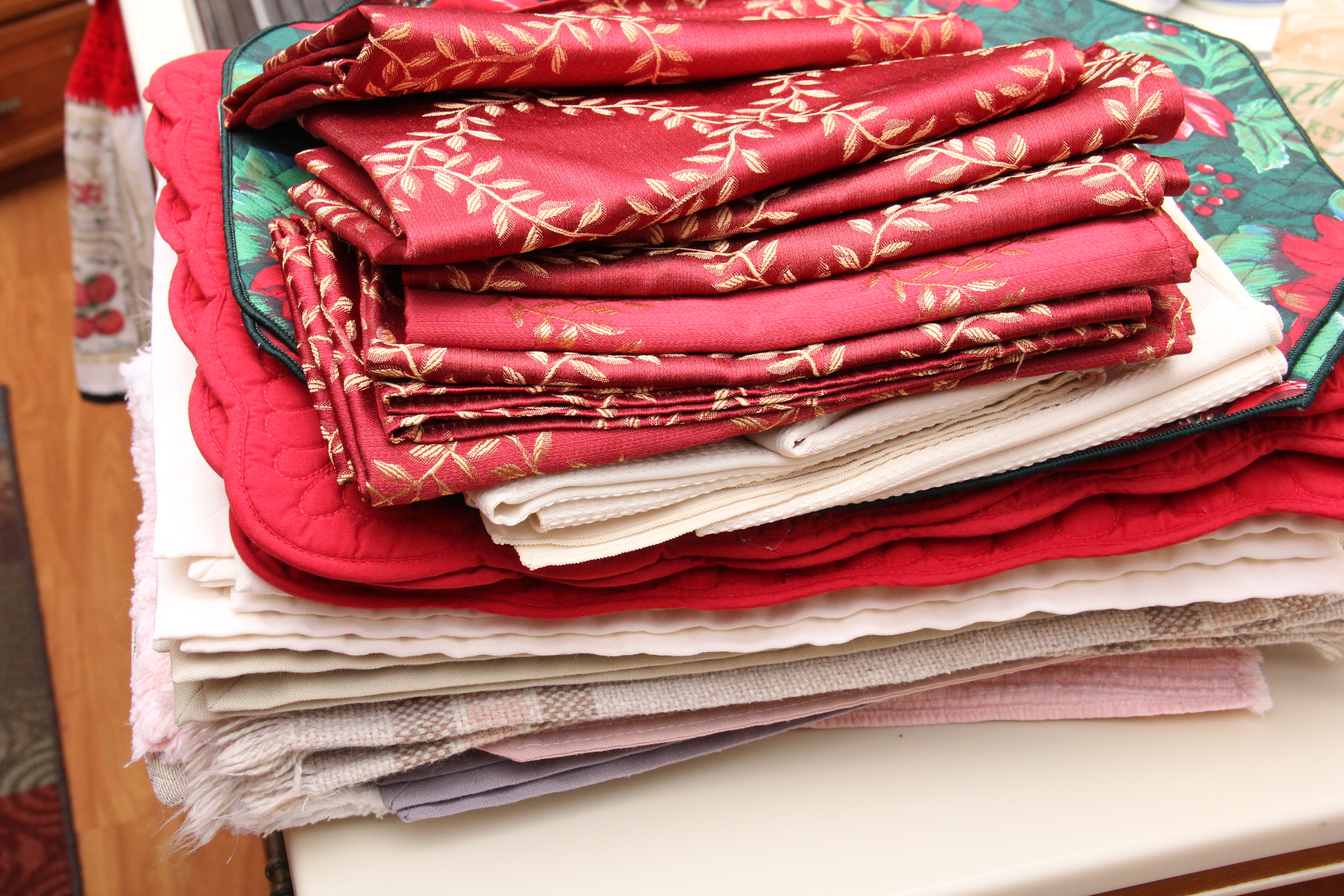 Grouping of Kitchen Home Decor