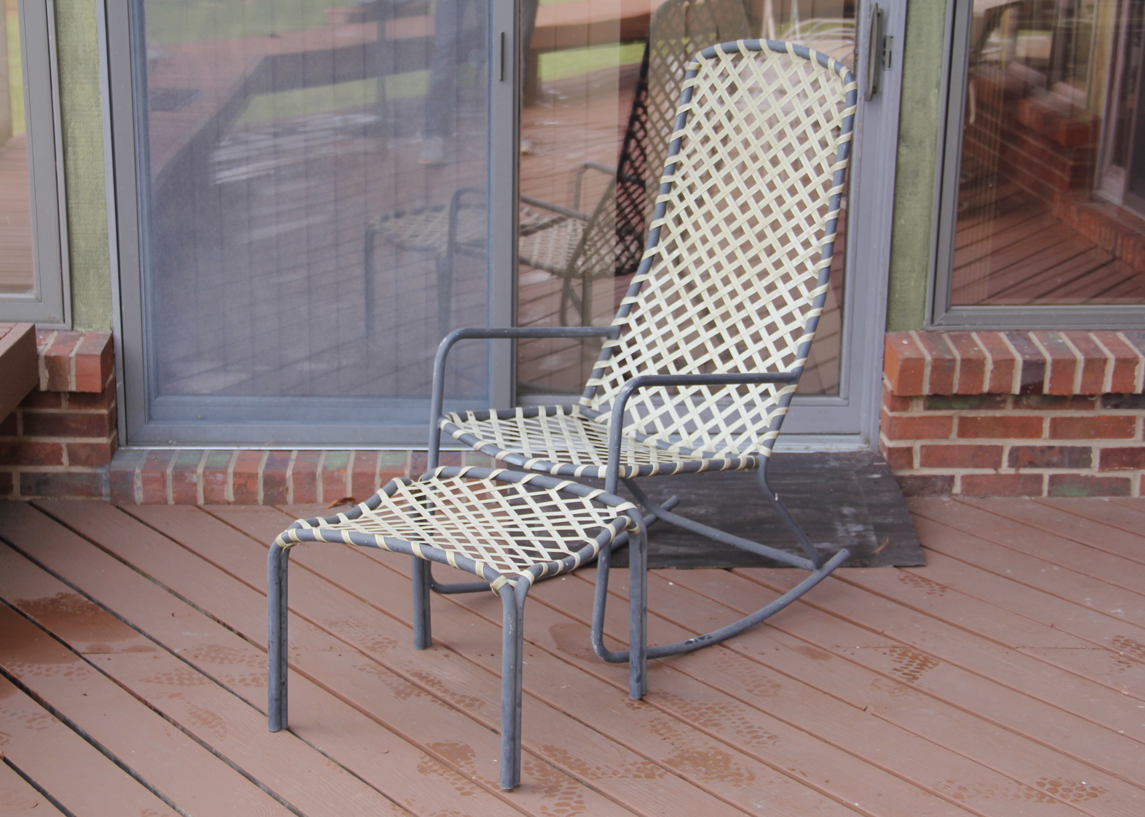 Brown Jordan Outdoor Rocking Chair