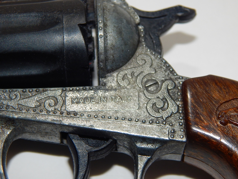 Vintage Edison Giocattoli  Italian Toy Cap Guns