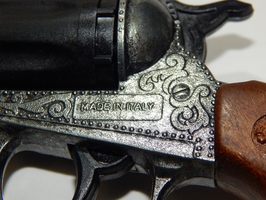 Vintage Edison Giocattoli  Italian Toy Cap Guns