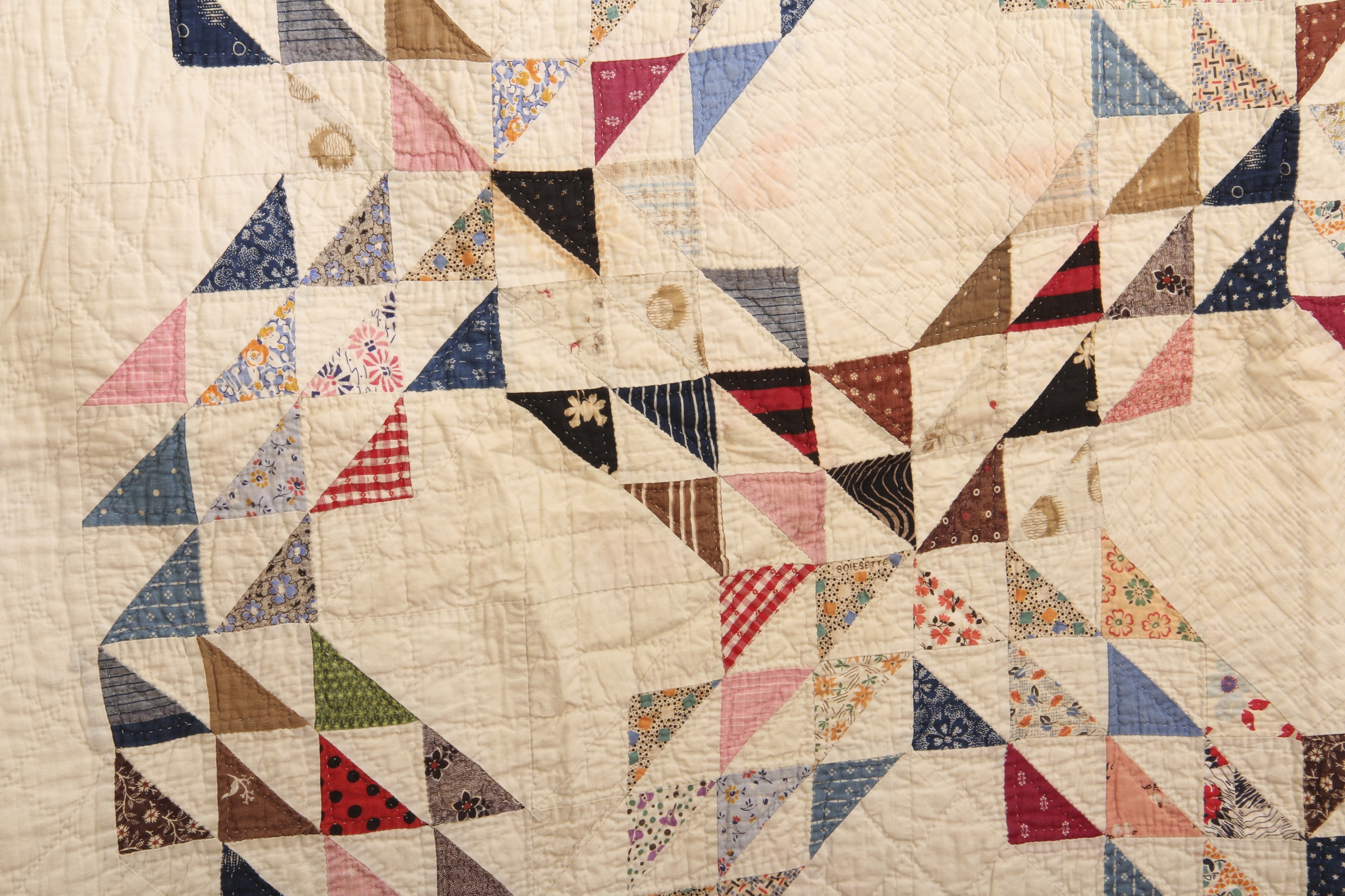 Circa 1920 Hand Stitched Ocean Waves Quilt