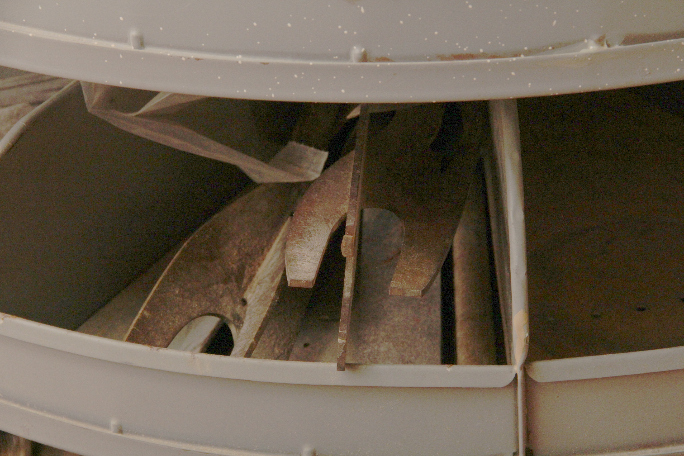 Metal Lyon Revolving Parts Storage Shelving