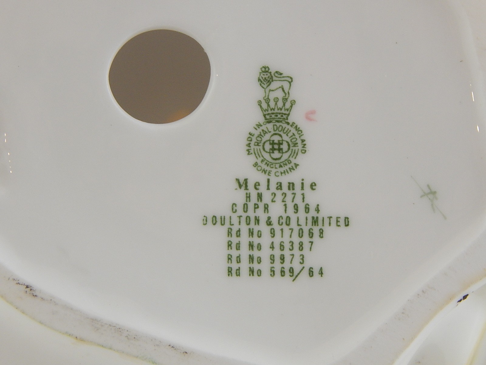 Royal Doulton Figurine 'Melanie'