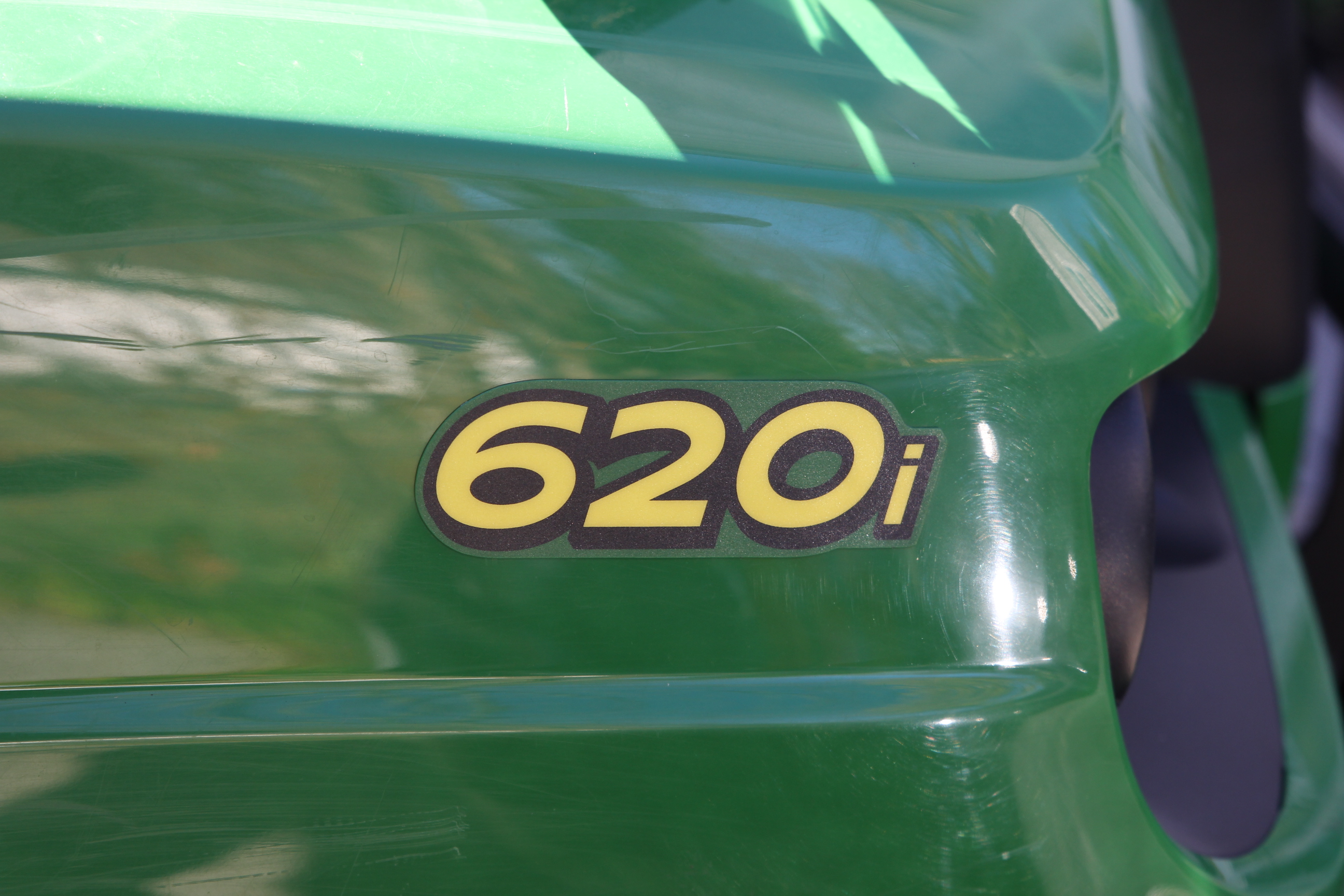 John Deere 620i Gator XUV Outdoor Utility Vechicle