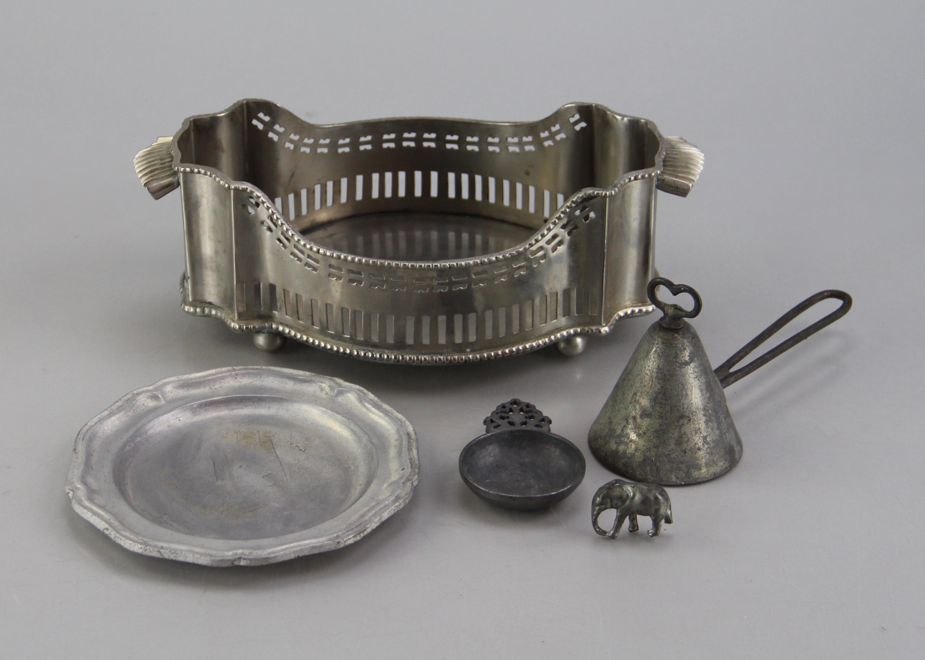 Collection of Vintage and Antique Metalware